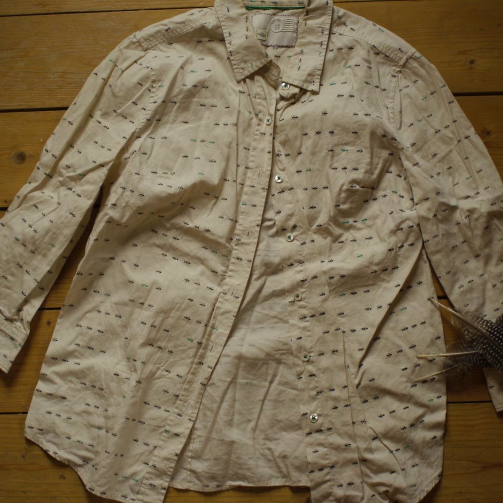 Anthropologie Ant Print blouse